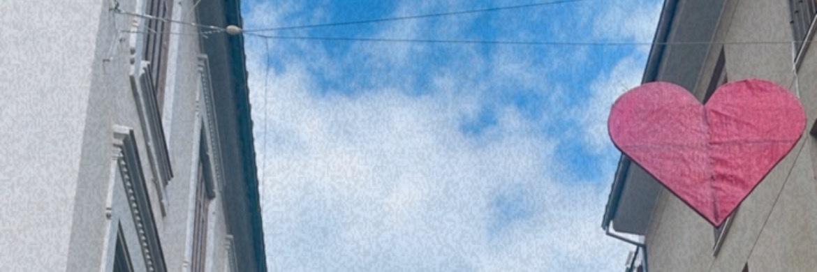 Mariaayo7's profile banner image