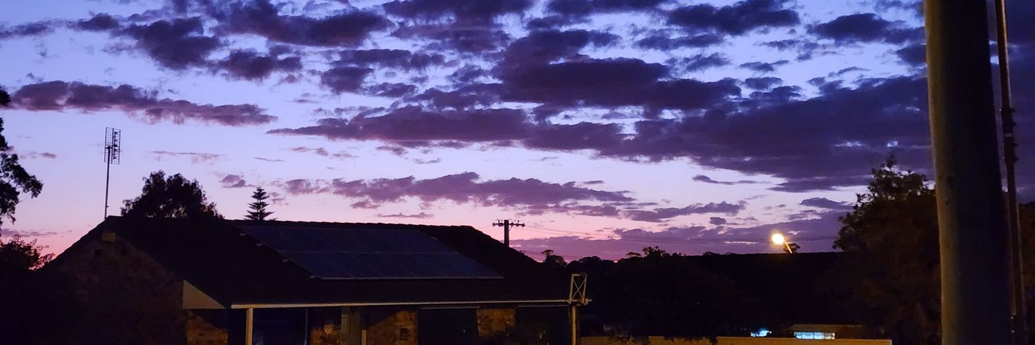 deedeeunplugged's profile banner image