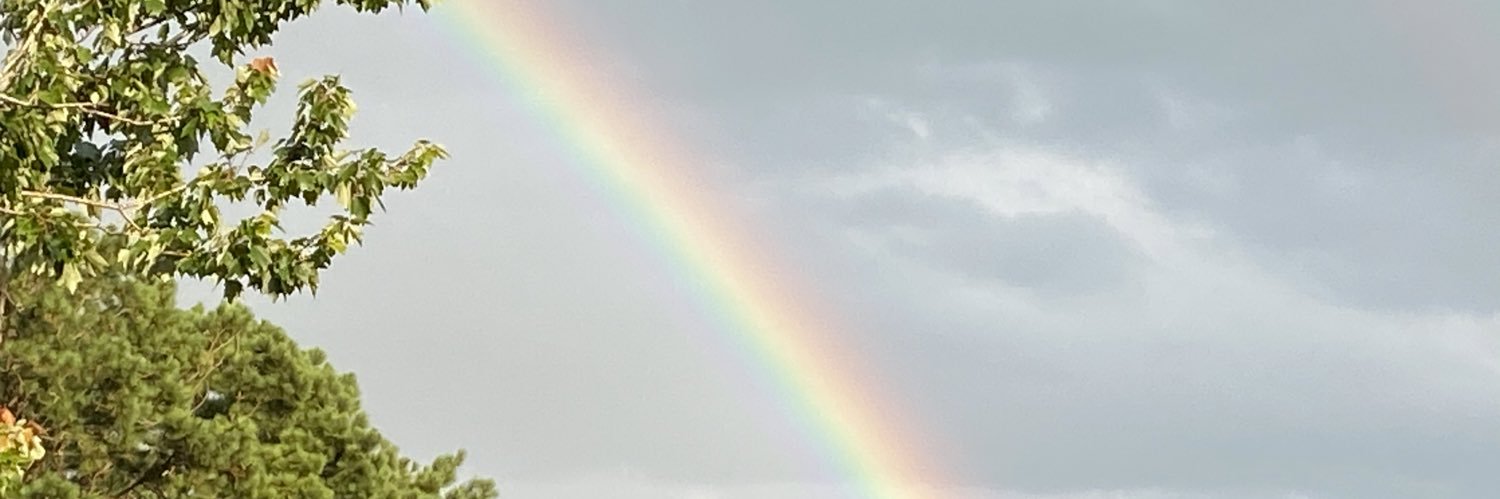 julesy327's profile banner image