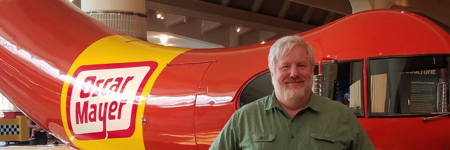 glhuzzah's profile banner image