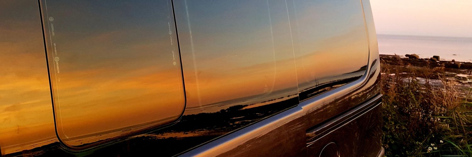 Jenny Henderson 👣👣⛰🚐 ⛺❤ banner