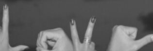 carlyrb83's profile banner image