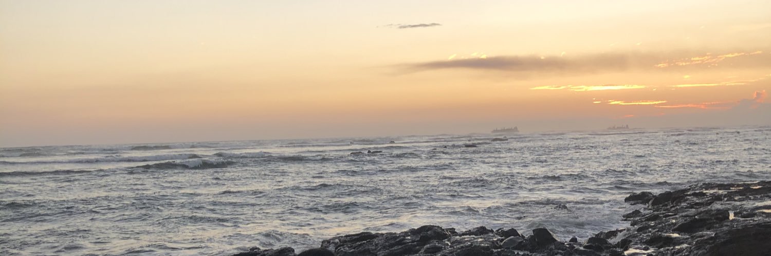 luvasqueez's profile banner image