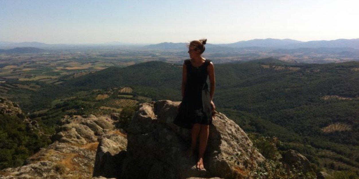 Victoria BuyoCuspide banner