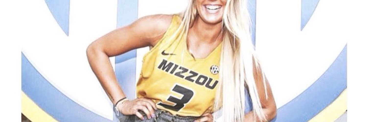 Sophie Cunningham profile banner