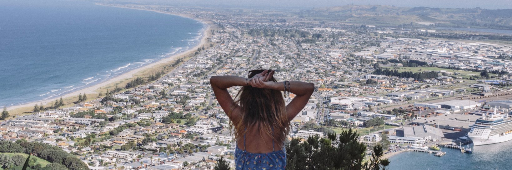 constanzaazcona's profile banner image