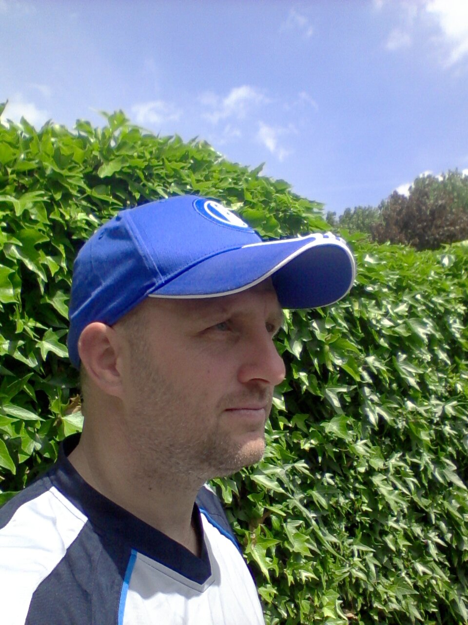 Manfred Knevel banner