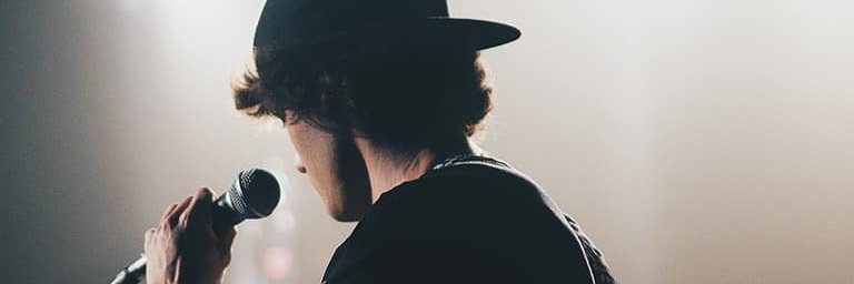 tomás banner