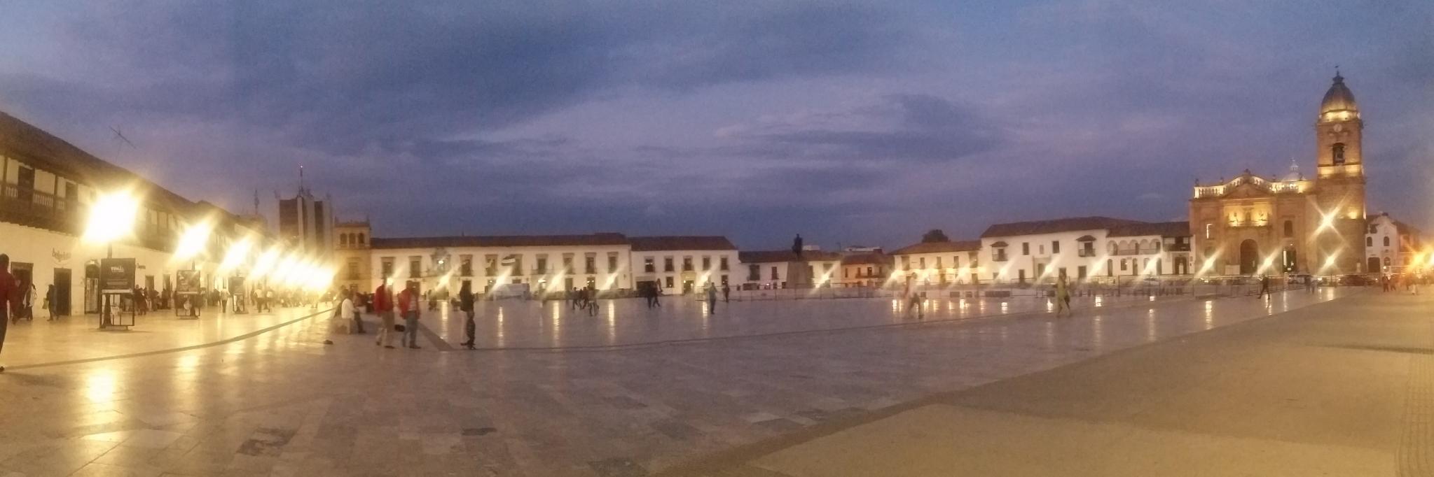 Ⓛ Ⓔ Ⓞ Ⓝ banner