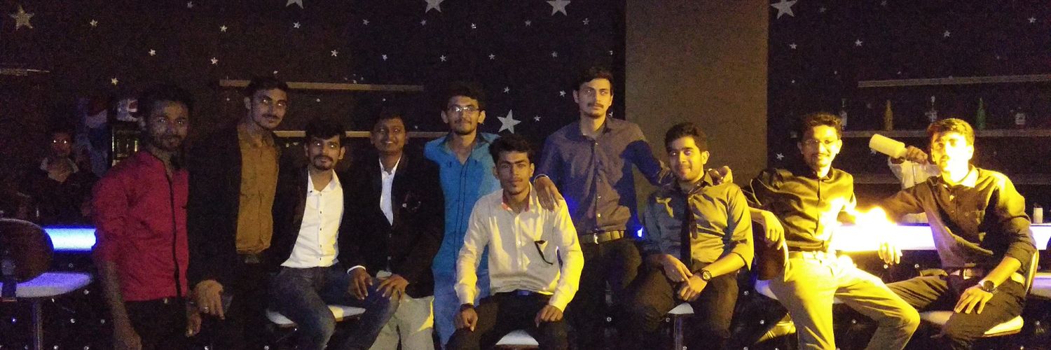 d02d33pak's profile banner image