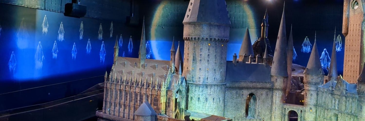 Emz2456's profile banner image