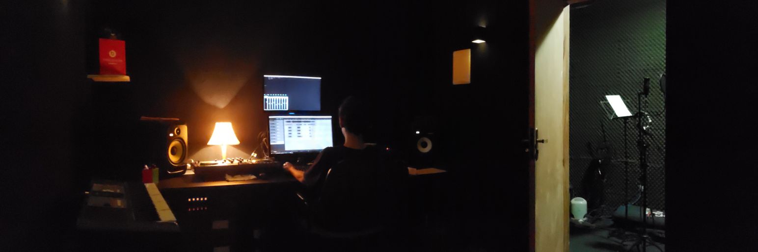 xytake's profile banner image