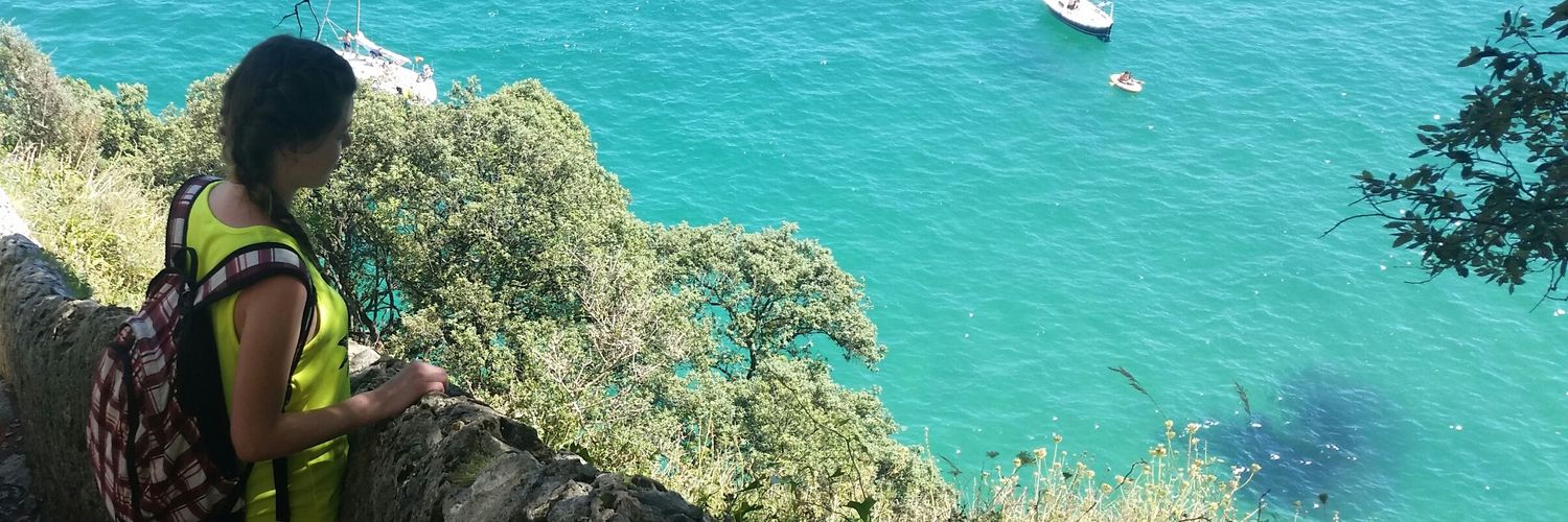 lauraeguiluzm's profile banner image