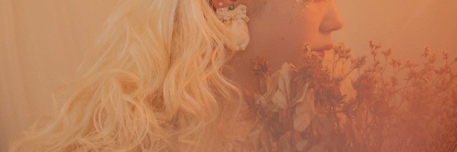 freckleat's profile banner image