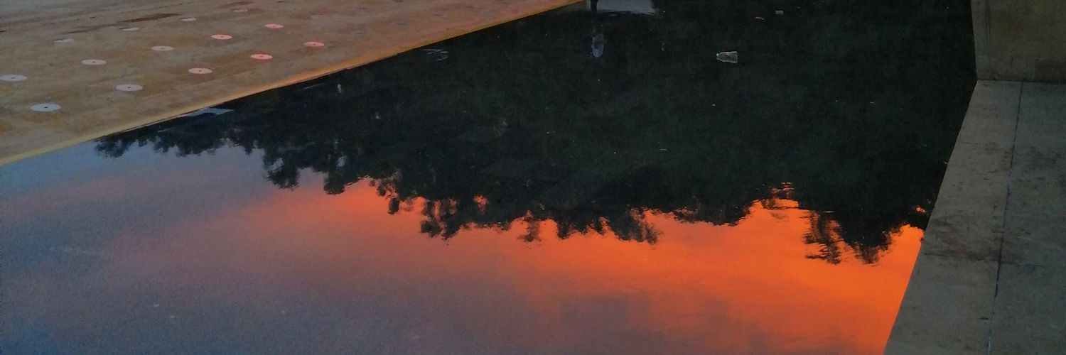 eddivalen's profile banner image