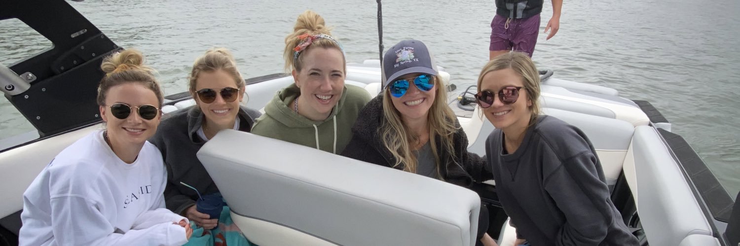 Carolinejhall's profile banner image