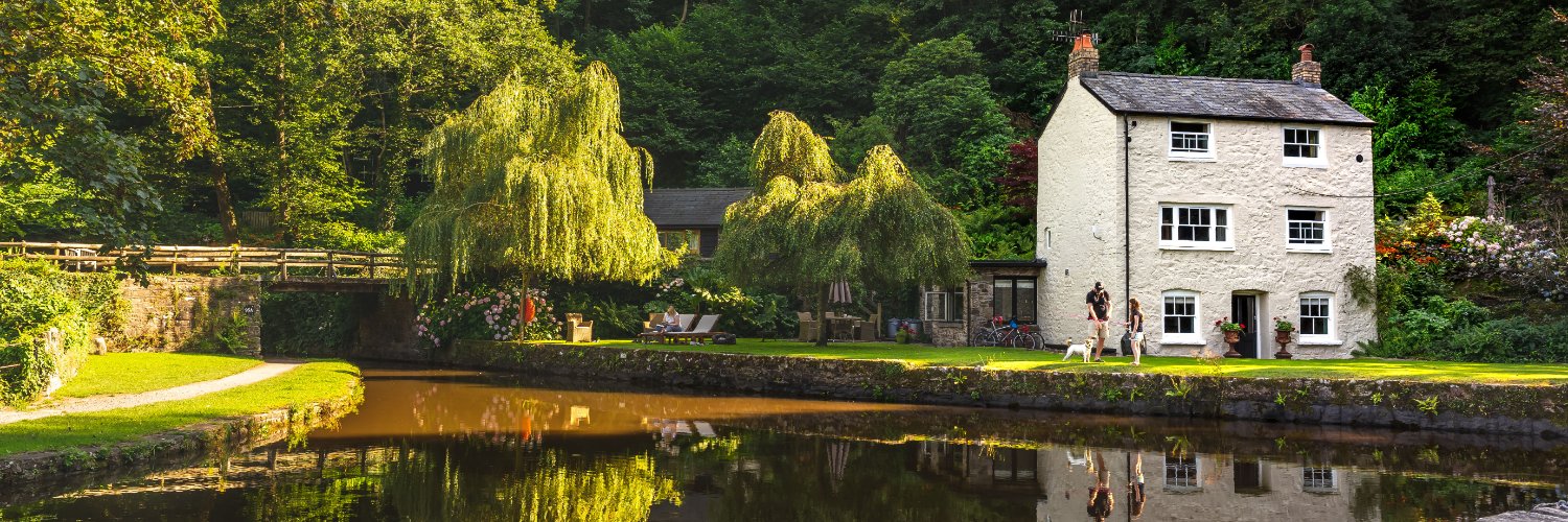 Beacon Park Cottages banner