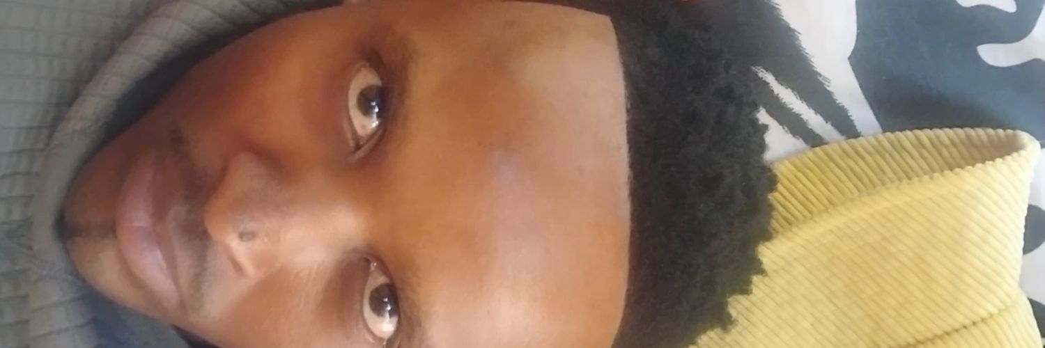Maveet's profile banner image