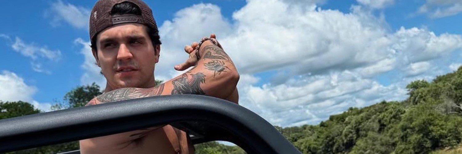 azrielonely's profile banner image
