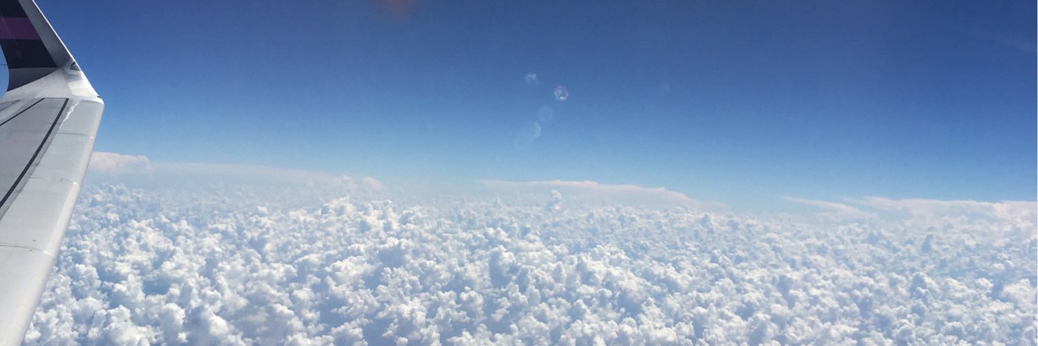 LluviadeIdeas2's profile banner image