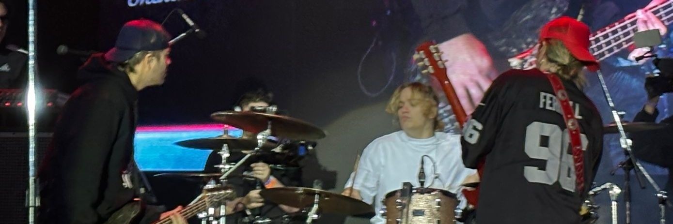 valenheck's profile banner image