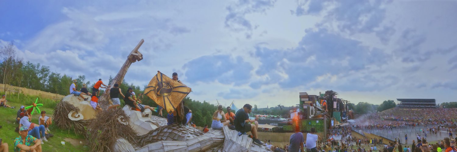 RooLvm's profile banner image