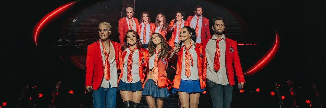 bellapavao's profile banner image