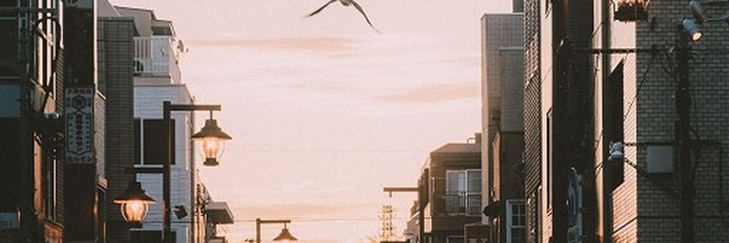 leslie_26's profile banner image