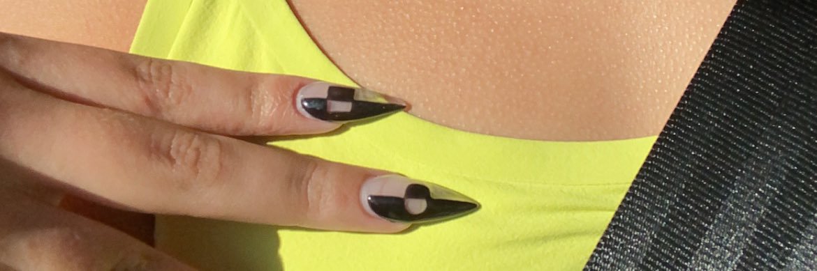 _MsVeronica's profile banner image