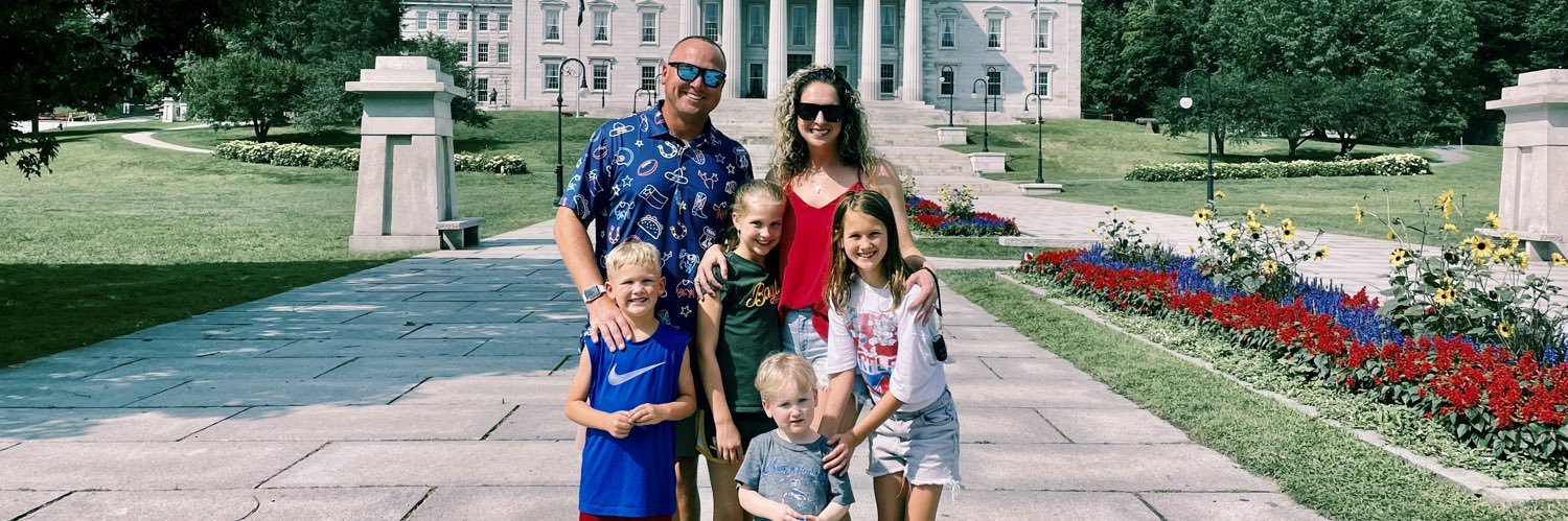 KristinaHolcomb's profile banner image