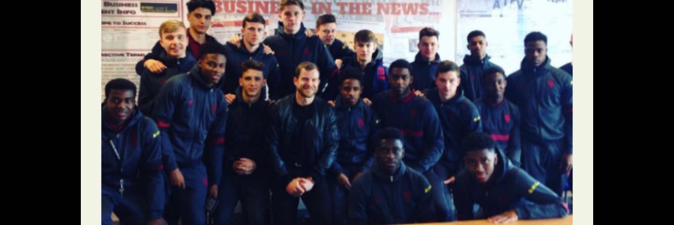 Shane Nicholson banner