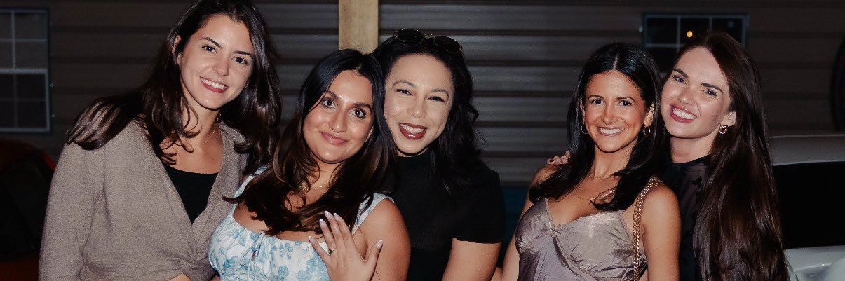 leenieeeeeeee's profile banner image