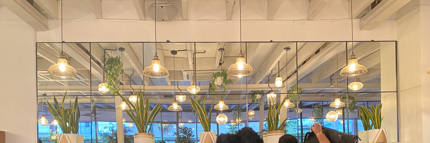 Khlo_ay's profile banner image
