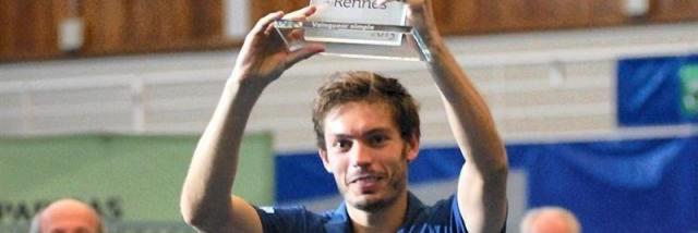 Nicolas Mahut banner