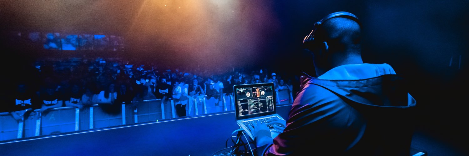 Jevanni Letford 🖤 banner