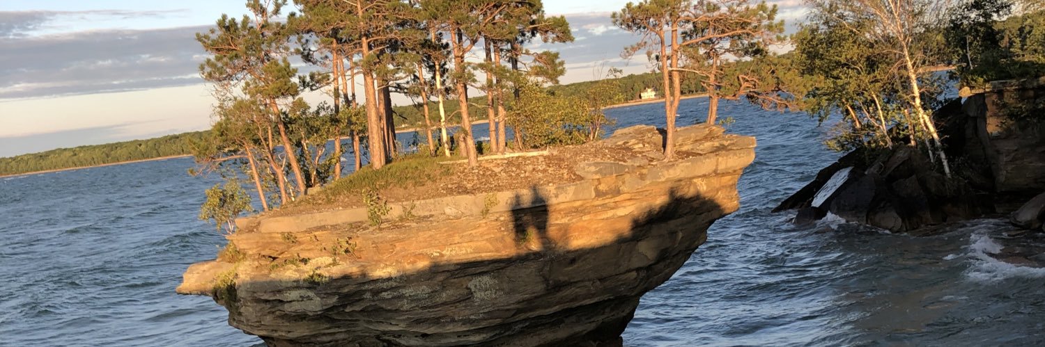 sullivan1224's profile banner image