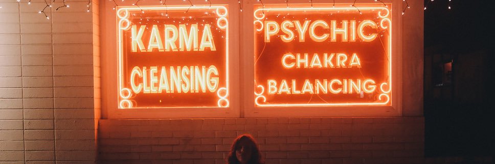 maeveyss's profile banner image