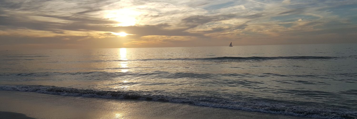 Helenaspost's profile banner image