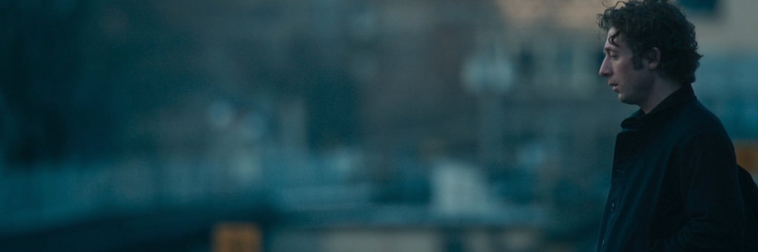 مُ banner