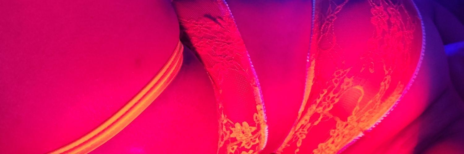 GiGi Holliday banner