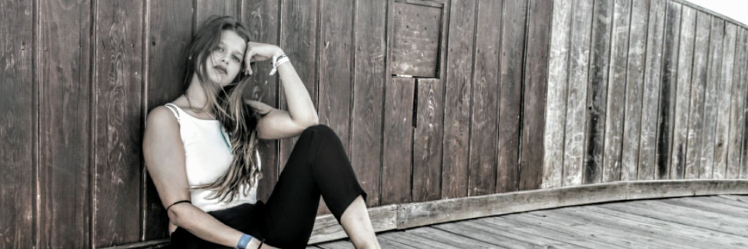 Xtinag22's profile banner image