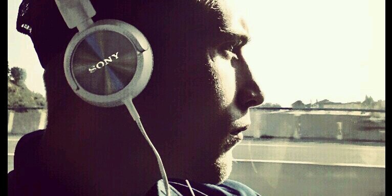 joseba_de's profile banner image