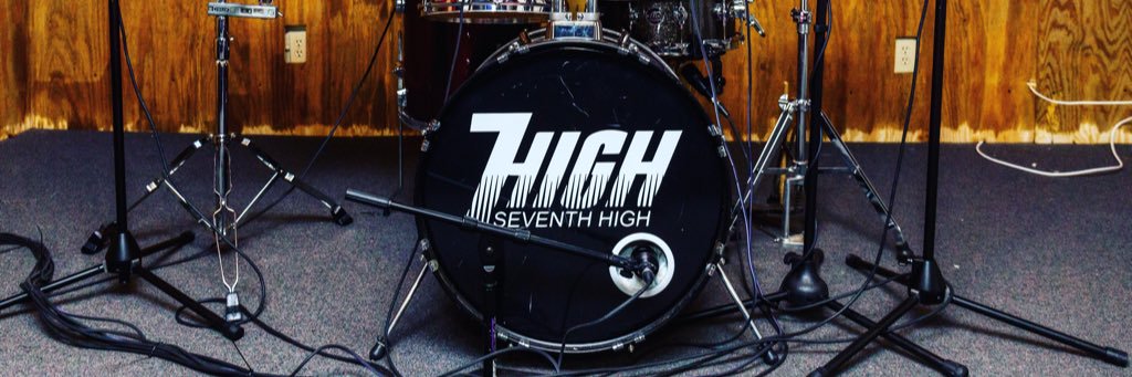 7thhighstudio's profile banner image