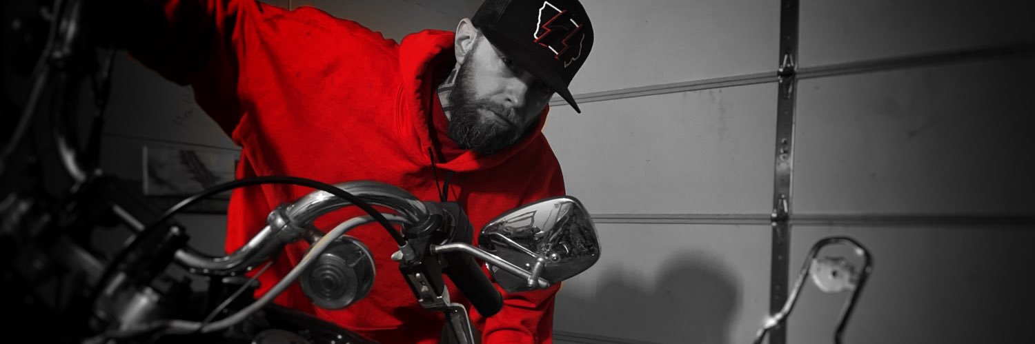 ᚺᚨᛖᚾ ᚦᚱᛃᛗ banner