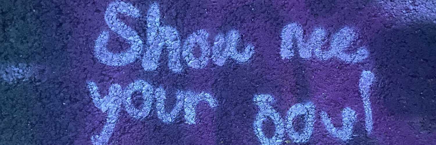 chloeelyse14's profile banner image