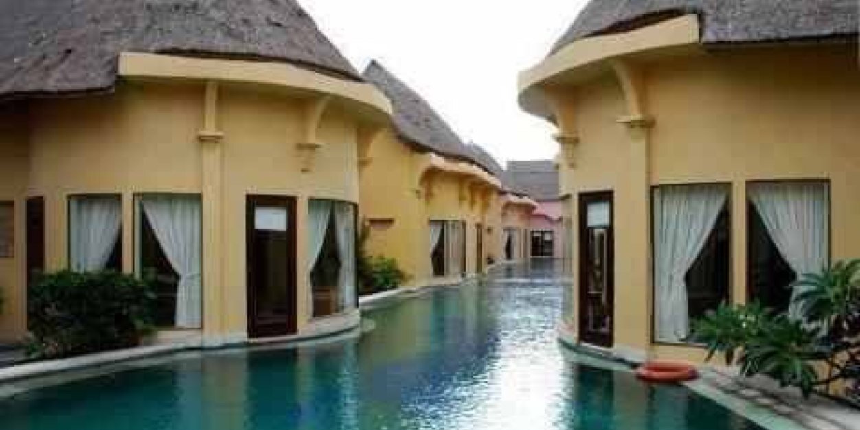 وطن يعني حصن banner