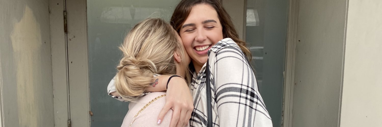 lindseynjarrett's profile banner image