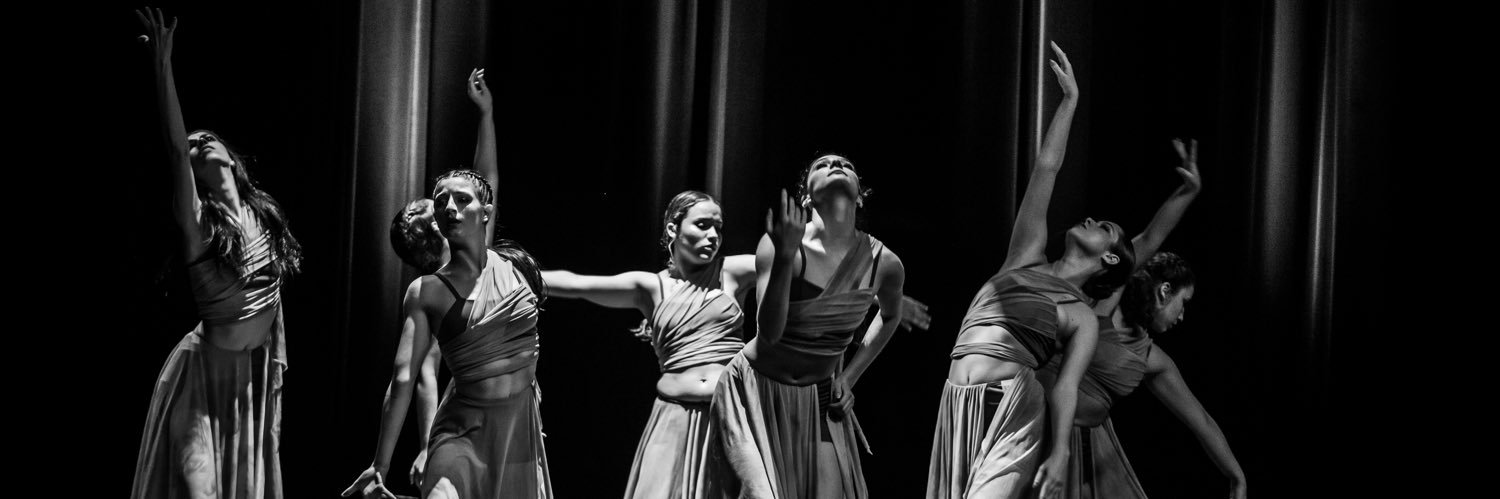Denisee_Reis's profile banner image