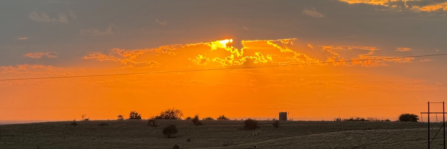 MontMorales_'s profile banner image