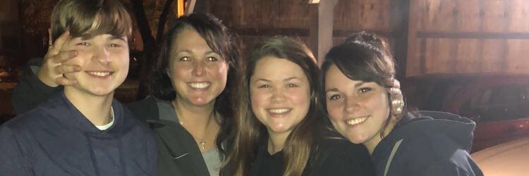 TaylorRenae17's profile banner image